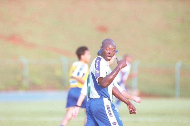 Fotos da passagem do jogador Rinc�n pelo Cruzeiro, em 2001.  Ele faleceu aos 55 anos nesta quarta-feira (13/4/2022), ap�s sofrer acidente automobil�stico em Cali, na Col�mbia, no dia 11.
