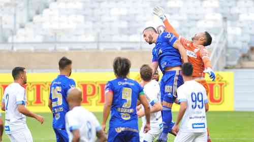 Alberto Rodrigues, da Itatiaia, desabafa após derrota do Cruzeiro: Vergonha  - Superesportes