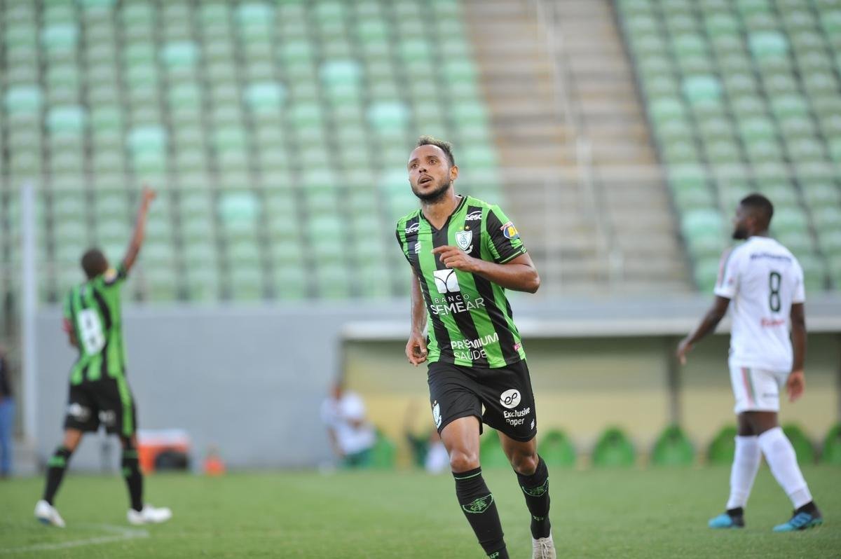 Amrica e Boa Esporte empataram em jogo movimentado no Independncia 