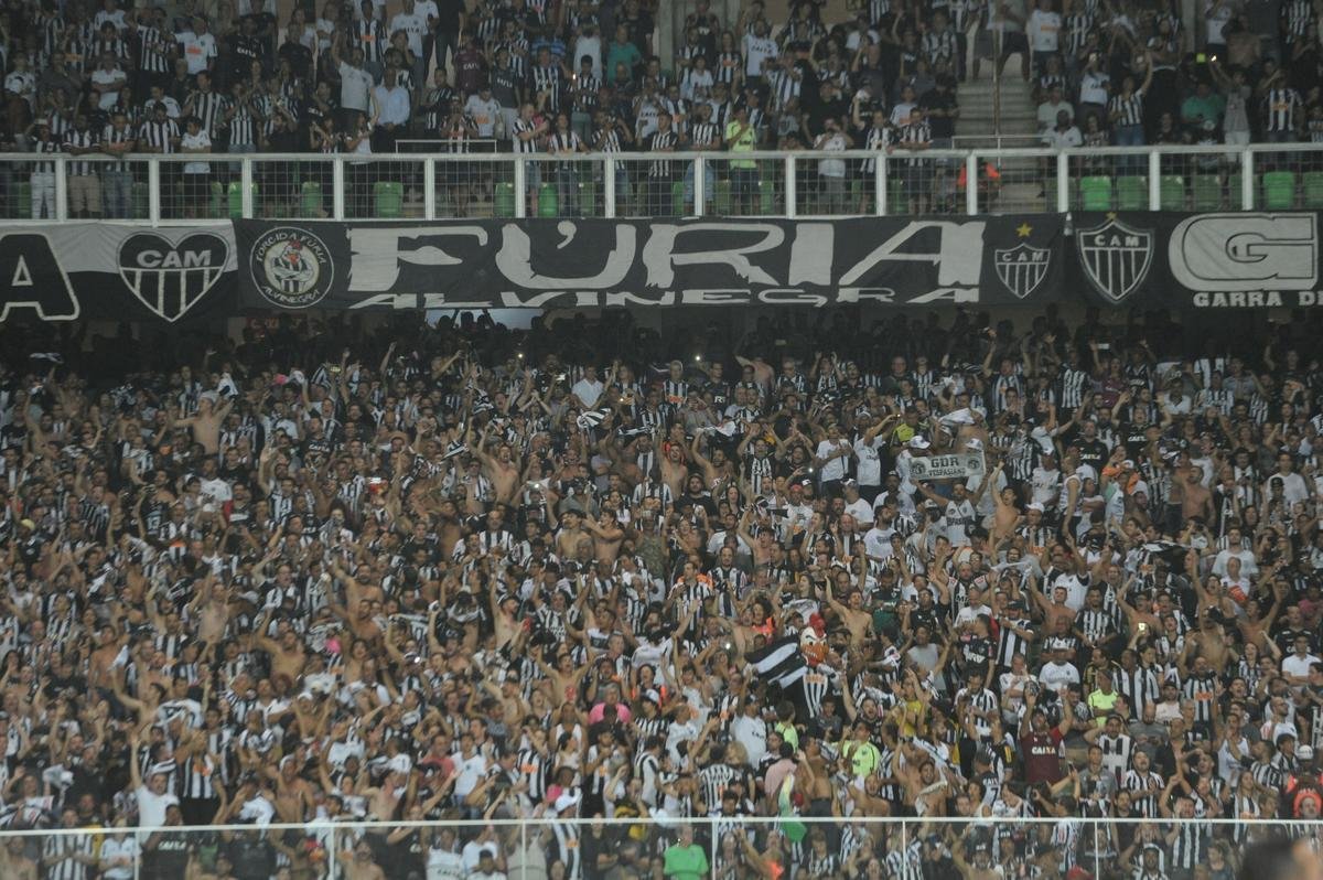 Torcedores do Atltico lotaram Independncia em partida contra o Defensor, pela Copa Libertadores