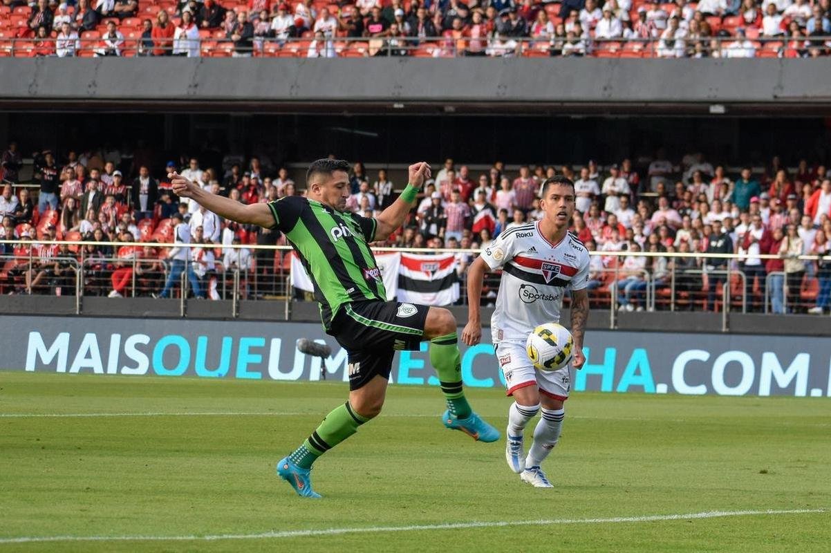 Fotos do jogo entre So Paulo e Amrica, no Morumbi, em So Paulo, pela 11 rodada do Campeonato Brasileiro