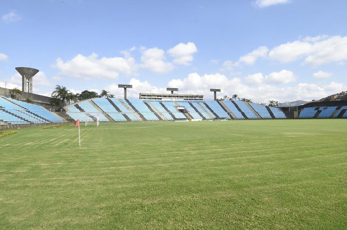 Ipatingo, em Ipatinga - 22.500 pessoas