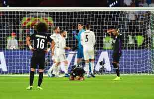 Com gols de Modric, Sergio Ramos, Llorente e Yahia (contra), Real Madrid derrotou o Al Ain por 4 a 1 e fez histria ao conquistar seu terceiro ttulo consecutivo do Mundial de Clubes