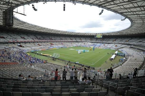 Fotos da torcida do Atltico na primeira final do Mineiro, contra o Cruzeiro, no Mineiro