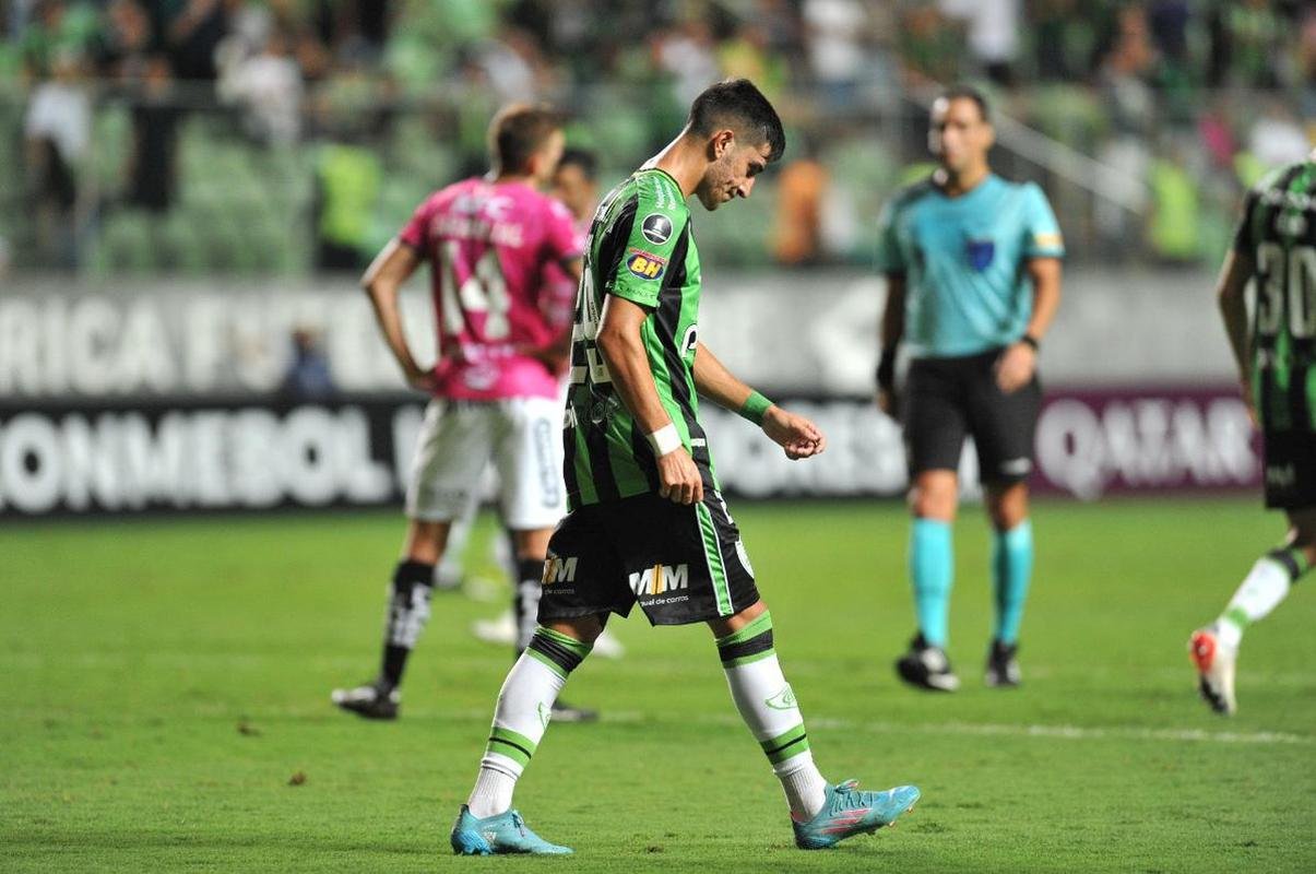 Fotos da derrota do Amrica para o Independiente del Valle, por 2 a 0, no Independncia, pelo Grupo D da Copa Libertadores