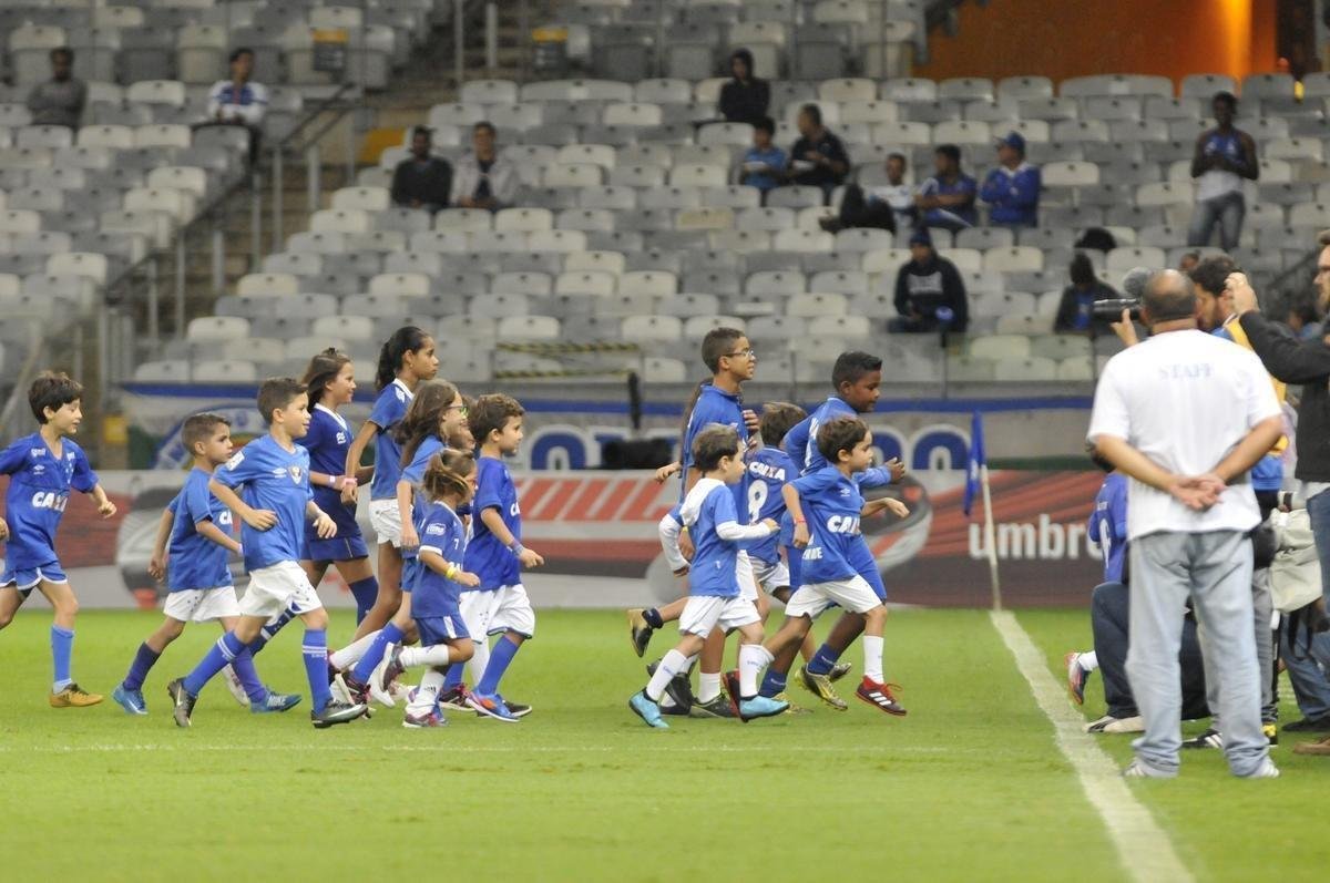 Fotos de Cruzeiro x Vitria, no Mineiro, pela 36 rodada do Campeonato Brasileiro (Juarez Rodrigues/EM D.A Press)