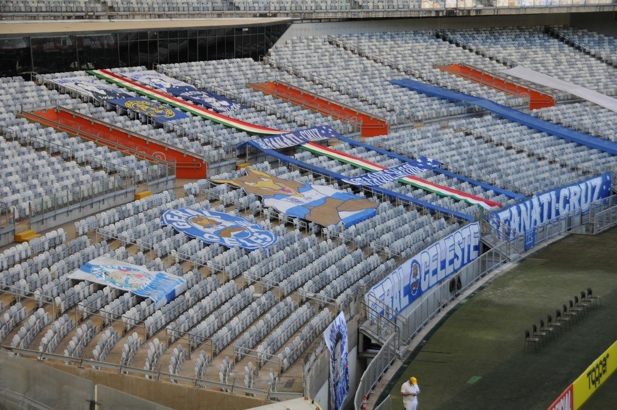 Cruzeiro enfrentou a URT, pela 10 rodada do Estadual