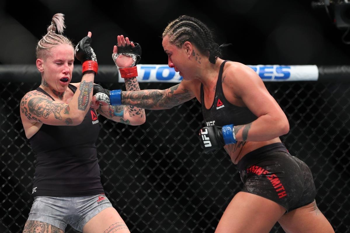 Ashlee Evans-Smith venceu Bec Rawlings por deciso unnime