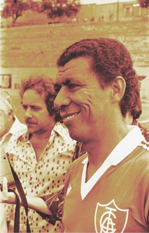 19/10/1982 - Jair Bala apresentado como tcnico do Amrica