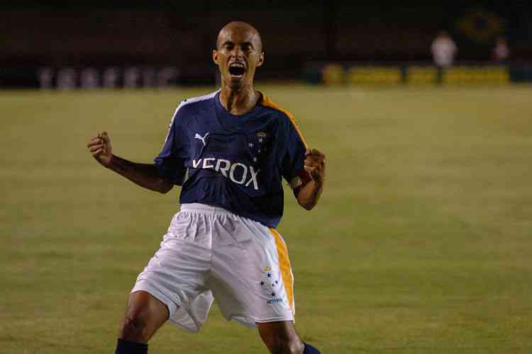 Ex-Cruzeiro, Balu relembra campanha para ir à Copa e papo reto com