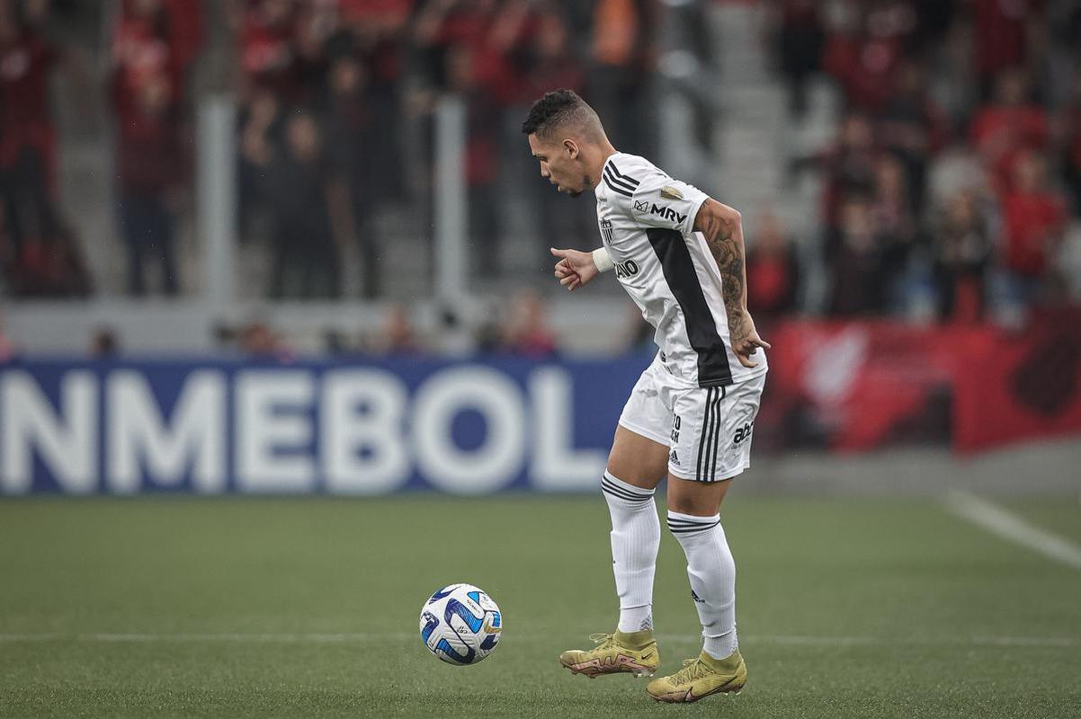 O Atltico visitou, na noite desta tera-feira (18/4), o Athletico-PR na Arena da Baixada, em Curitiba. A partida foi vlida pela 2 rodada do Grupo G da Copa Libertadores de 2023.