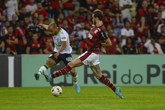 América foi derrotado pelo Flamengo por 3 a 0, no Maracanã