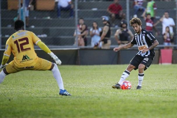 Fotos do duelo entre Patrocinense e Atlético, em Patrocínio, pela nona rodada do Mineiro. Galo venceu a partida por 1 a 0, com gol de Alerrandro, aos 45 minutos do segundo tempo