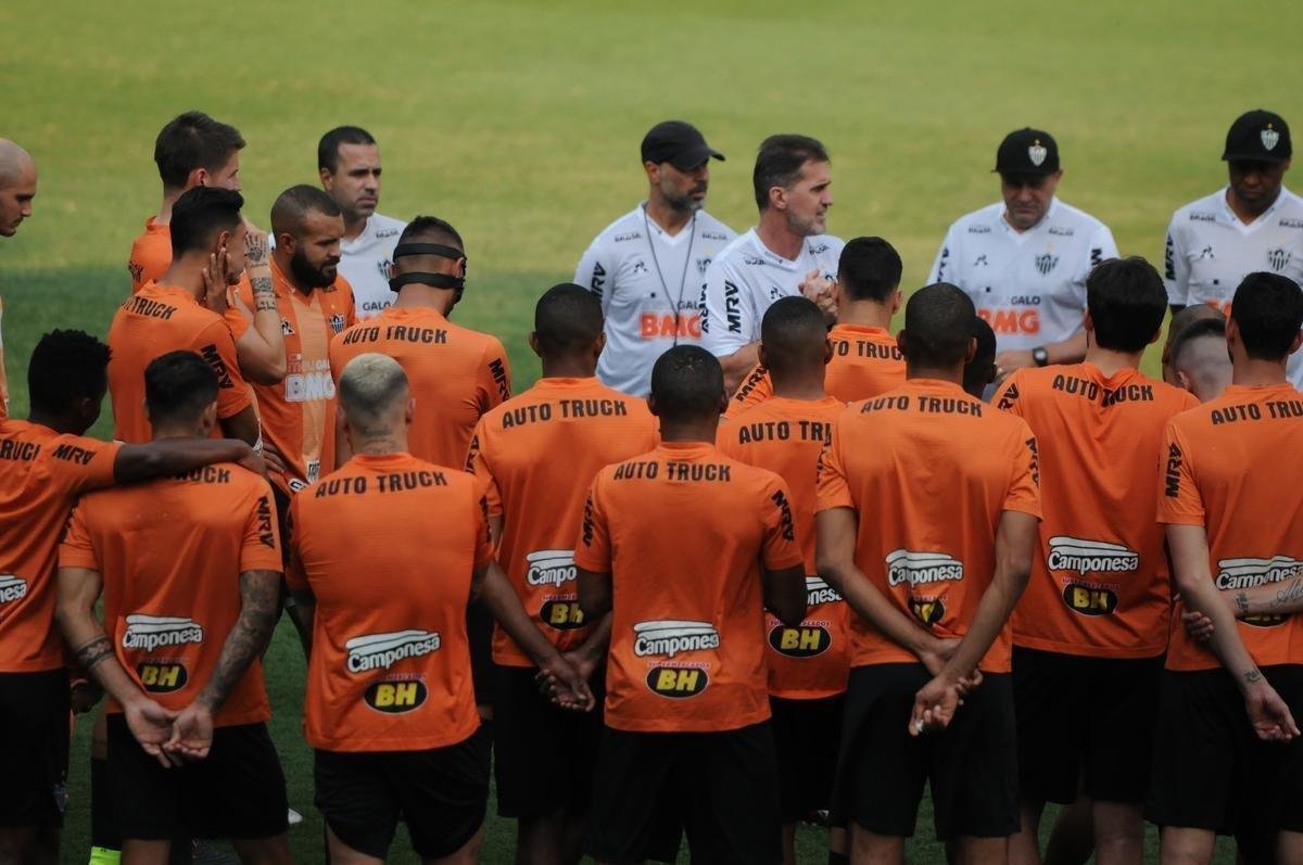 Vagner Mancini e Luan concederam entrevista na Cidade do Galo