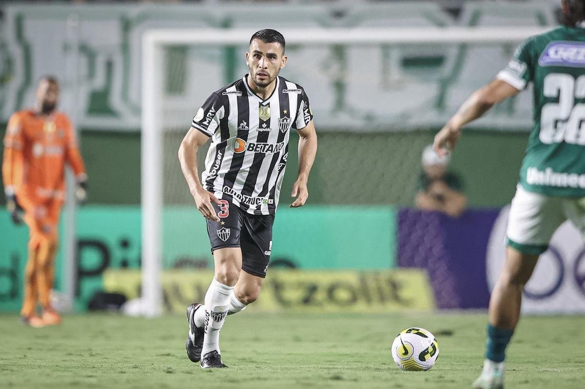 Fotos do jogo entre Gois e Atltico no Estdio da Serrinha, em Goinia, pela quarta rodada do Campeonato Brasileiro