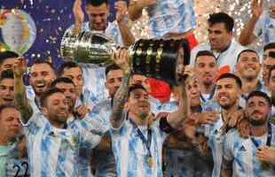 Argentina conquistou 15 ttiulo da Copa Amrica ao vencer o Brasil por 1 a 0, neste sbado, no Maracan. nico gol foi marcado por Di Mara, eleito o destaque da deciso. J o astro Lionel Messi ganhou o prmio de craque da competio.