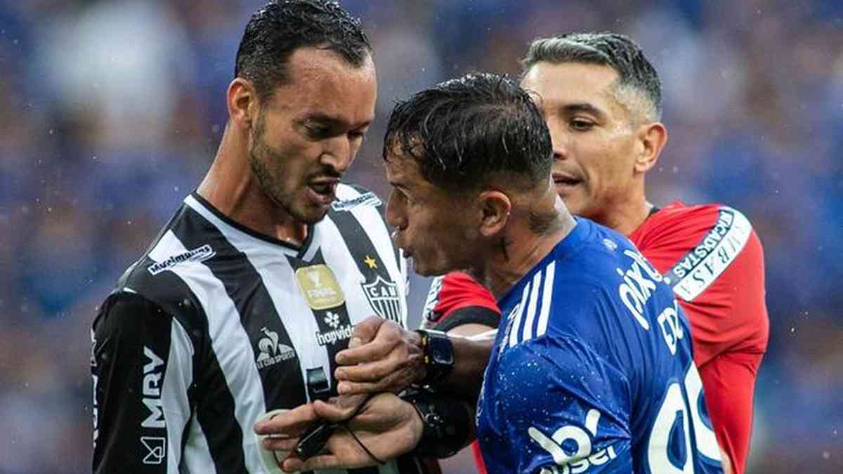 Cruzeiro defende larga vantagem em finais do Mineiro sobre o rival  Atlético-MG no atual século, cruzeiro