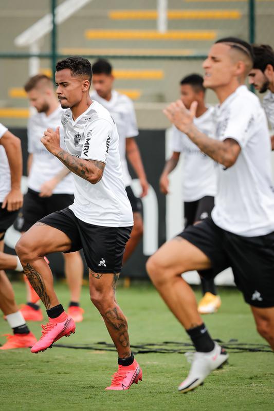 Atlético se prepara para enfrentar o Internacional