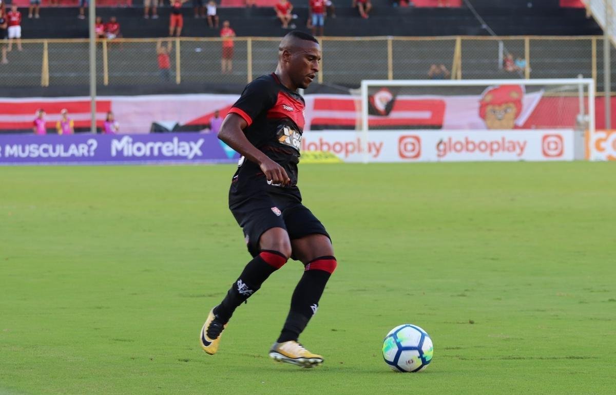 Amrica perdeu para o Vitria por 1 a 0 neste sbado, pelo Brasileiro