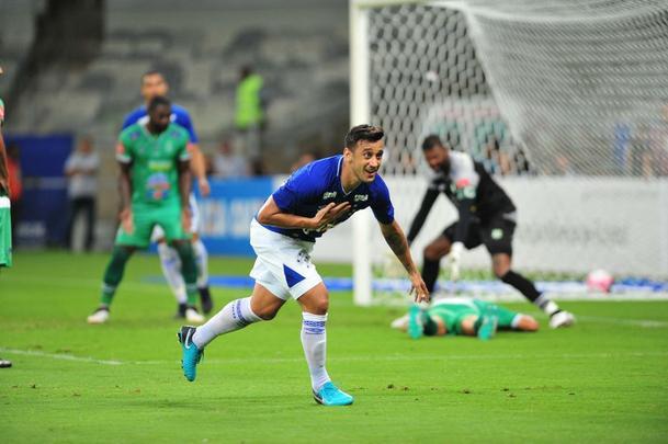 Imagens do jogo entre Cruzeiro e Uberlndia, pela 3 rodada do Estadual, no Mineiro