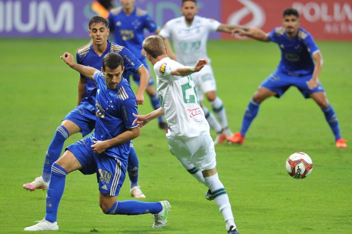 Fotos do clssico de ida da semifinal do Campeonato Mineiro, entre Cruzeiro e Amrica, no Mineiro, em Belo Horizonte