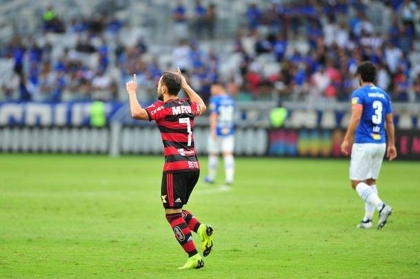 Cruzeiro x Flamengo: fotos do jogo vlido pela 37 rodada do Brasileiro, neste domingo (25/11), no Mineiro (Ramon Lisboa/EM D.A Press)