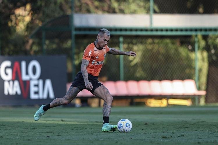 Fotos do primeiro treino de Diego Costa pelo Atlético