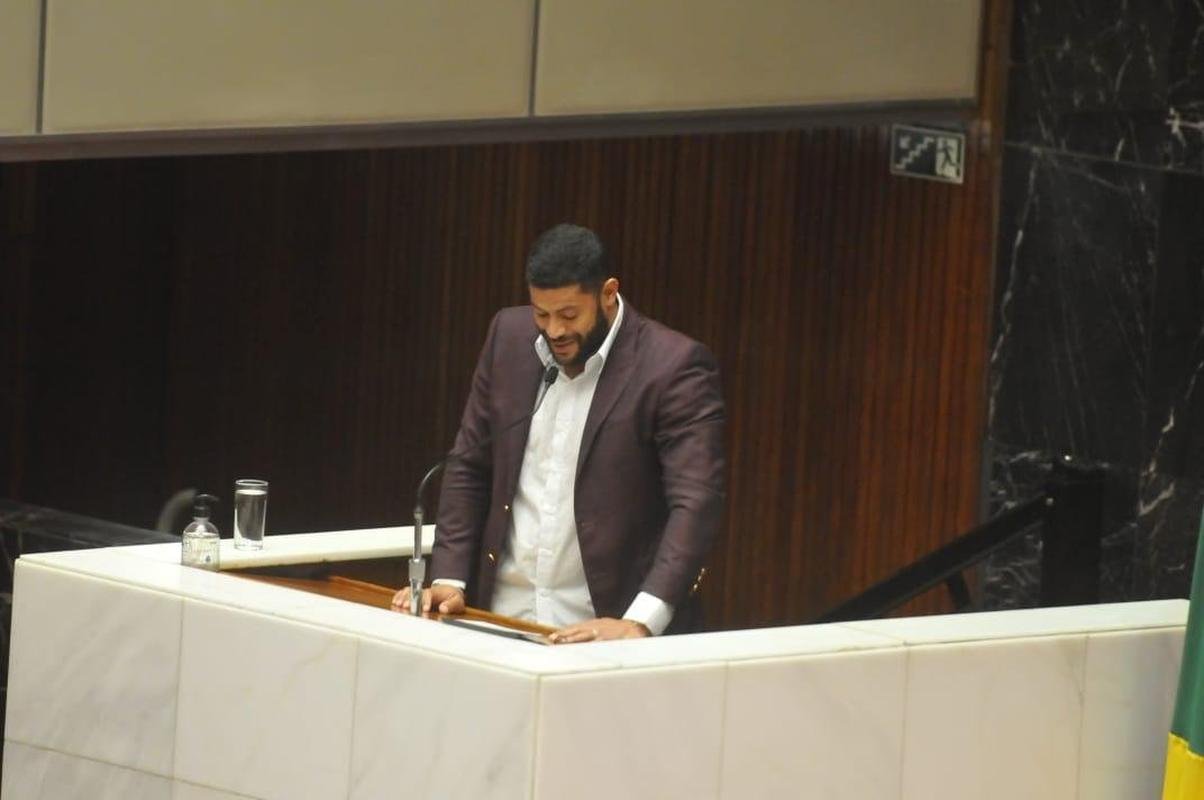 Em cerimnia realizada na ALMG, no dia 11 de julho de 2022, o atacante Hulk, do Atltico, recebeu o ttulo de cidadania honorria de Minas Gerais.