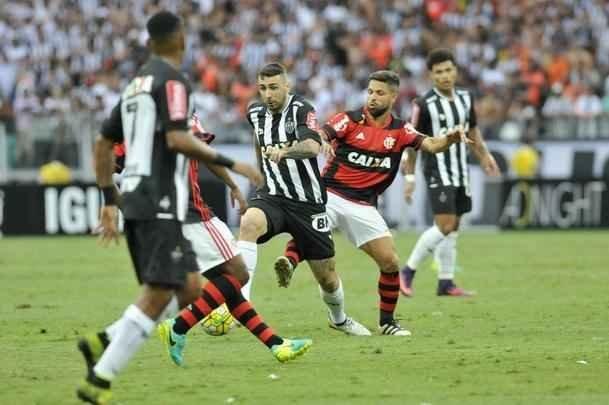 Fotos do jogo entre Atltico e Flamengo no Mineiro