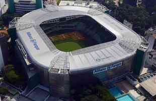 Allianz Parque, em So Paulo - 43.600 pessoas (estdio do Palmeiras)