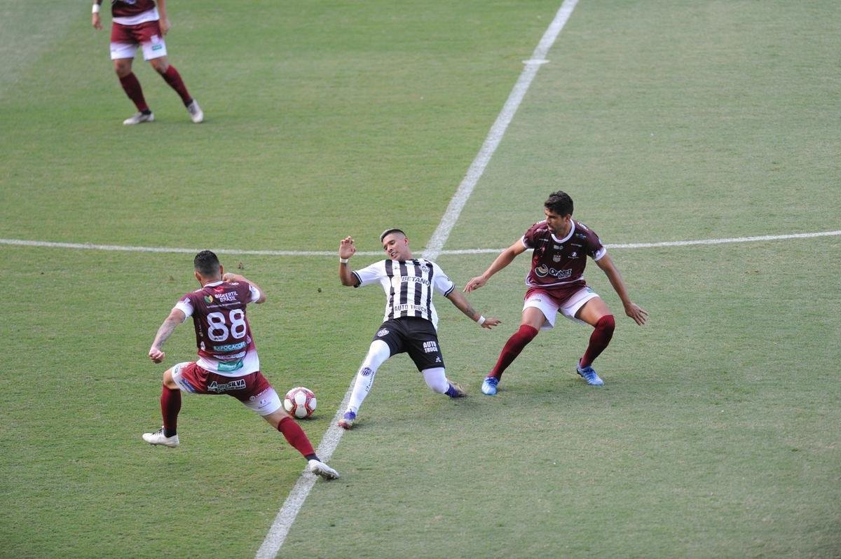 Fotos da vitria do Atltico sobre o Patrocinense, por 3 a 1, no Independncia, em Belo Horizonte, pela quarta rodada do Campeonato Mineiro. Mando foi do clube do interior, que no pde realizar a partida em Patrocnio devido ao elevado nmero de casos de COVID-19 na cidade.