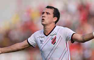8 - Pablo (Athletico-PR) - 9 gols