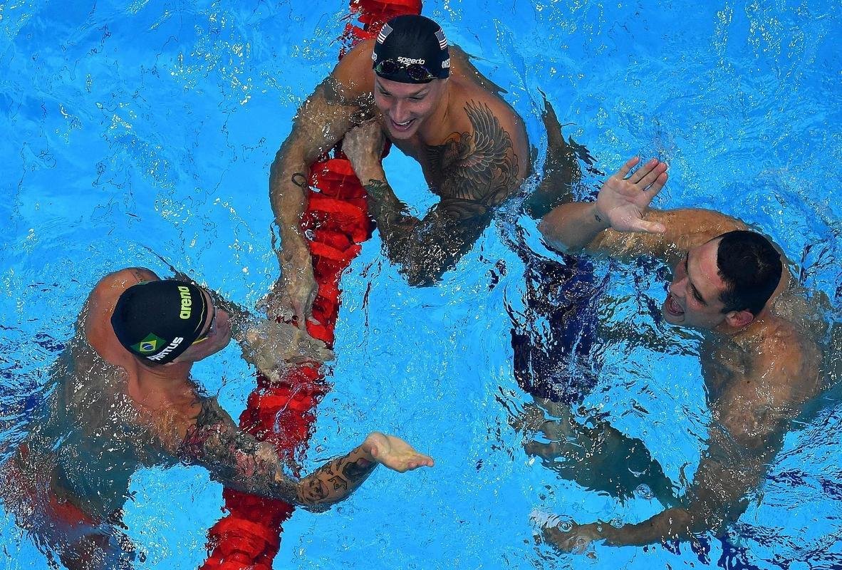 Bruno Fratus, do Minas, percorreu os 50m da piscina do Tokyo Aquatics Centre em 21s57 e levou o bronze