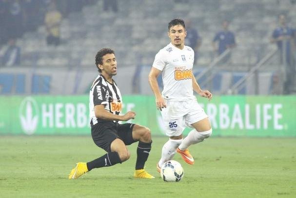 Os dois rivais faziam pela primeira vez uma histrica final de competio nacional. O Galo j havia vencido o jogo de ida, no Independncia, por 2 a 0, enquanto a Raposa havia conquistado o tetracampeonato brasileiro trs dias antes. A determinao da equipe de Levir Culpi prevaleceu e a vitria por 1 a 0, com gol de Diego Tardelli, garantiu ao Atltico o indito ttulo da Copa do Brasil e vaga na Copa Libertadores deste ano. 