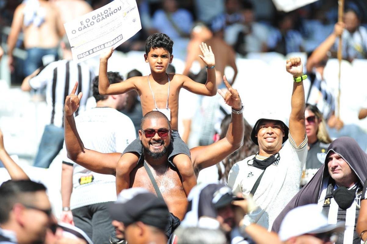 Festa da torcida do Atltico, no Mineiro, no jogo em que o time ergueu a taa de campeo brasileiro, diante do RB Bragantino