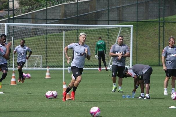 Imagens do treino do Atltico