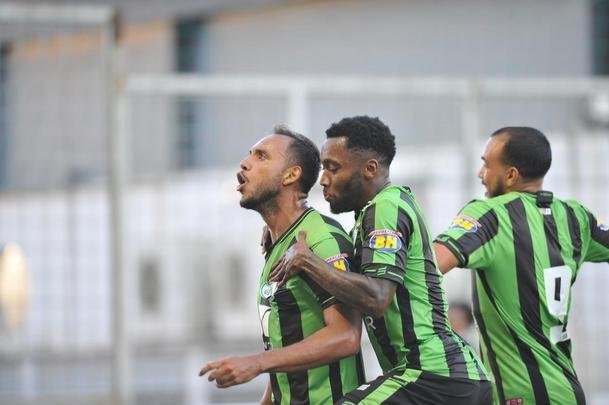 Amrica e Boa Esporte empataram em jogo movimentado no Independncia 