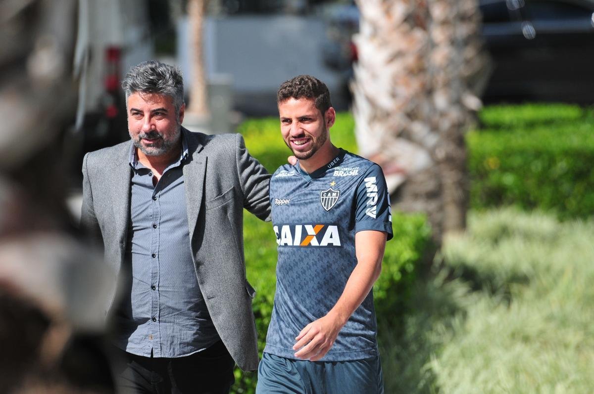 Gabriel completou 100 jogos pelo Atltico no empate por 0 a 0 com o San Lorenzo, no jogo de ida da Copa Sul-Americana, em 11 de abril