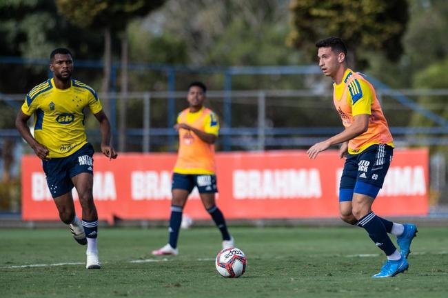 Fotos do treino do Cruzeiro desta segunda-feira (9/8)