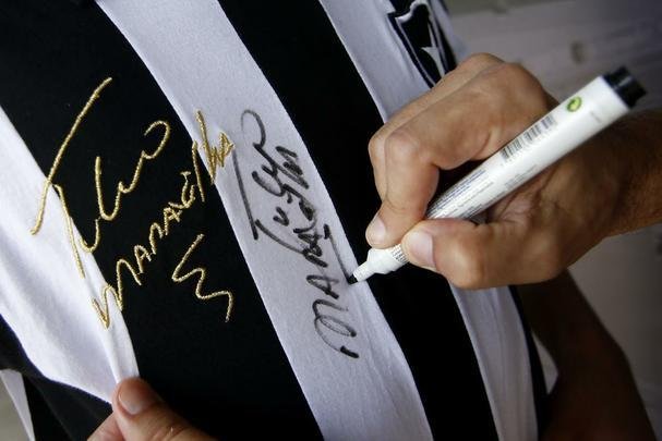 Fotos da vitória do Botafogo sobre o Atlético, por 2 a 1, no Engenhão, pela 18ª rodada do Brasileiro