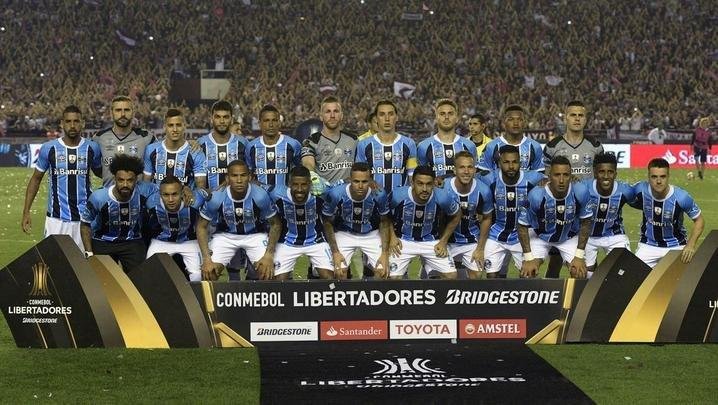Grmio vence Lans de novo na Argentina e conquista o tri da Copa Libertadores