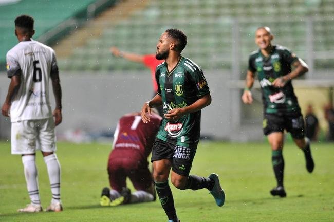 Fotos de Amrica x Athletic, no Independncia, pelo Campeonato Mineiro