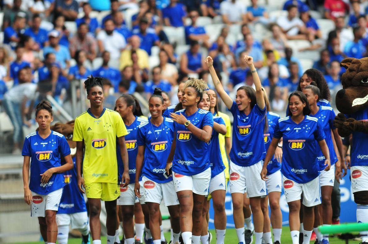 Cruzeiro e Amrica se enfrentaram em clssico pela 5 rodada do Campeonato Mineiro