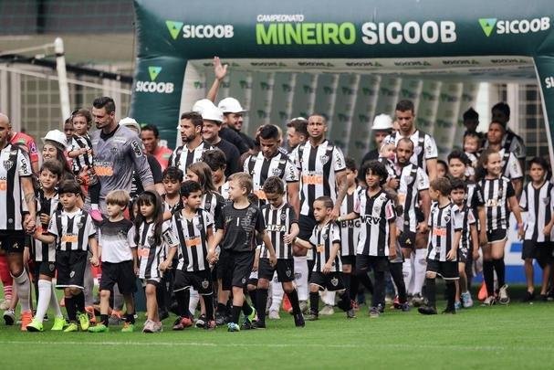 Veja fotos da goleada do Atlético por 5 a 0 sobre o Tupynambás