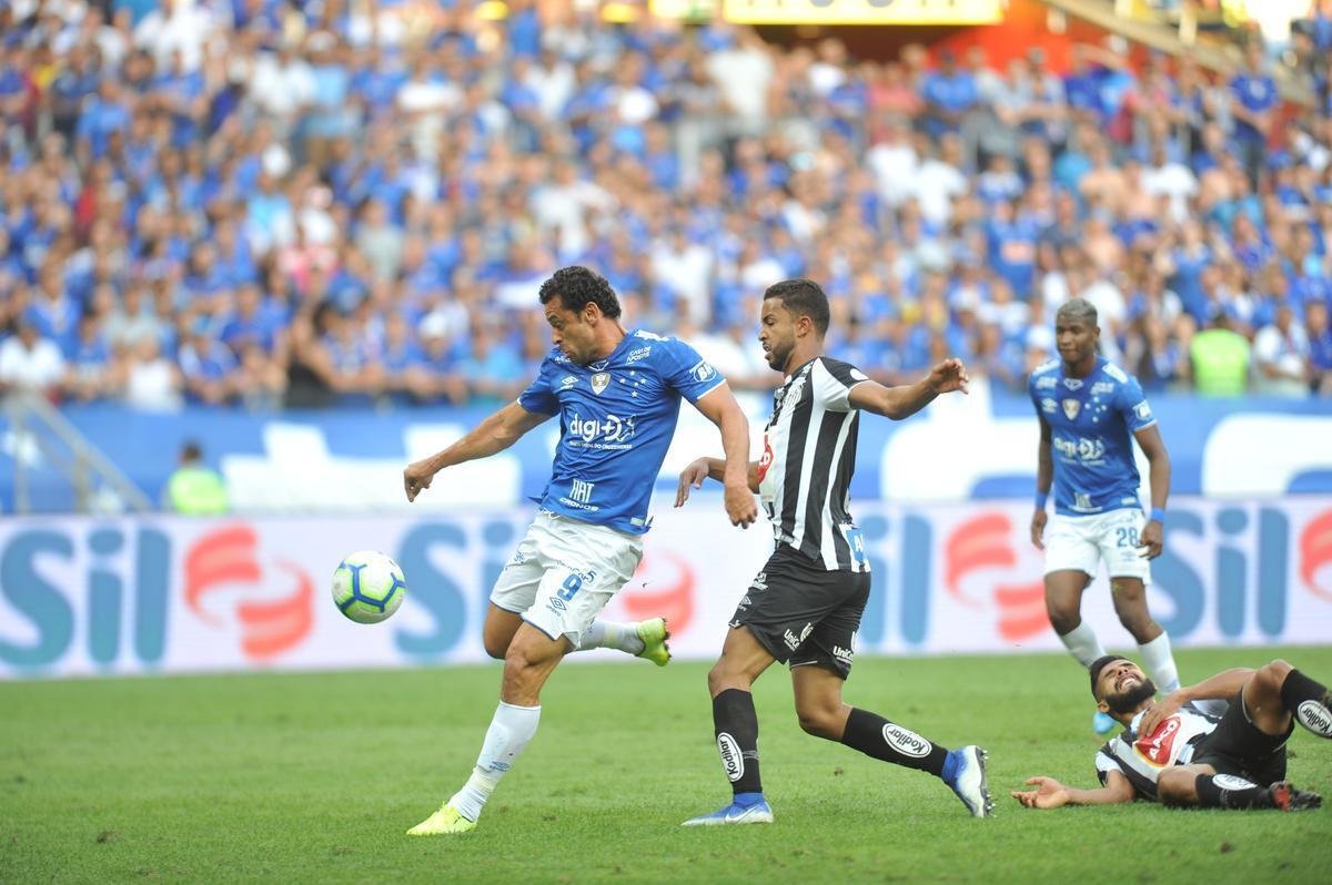 Cruzeiro e Santos se enfrentam no Mineiro pela 15 rodada do Campeonato Brasileiro 
