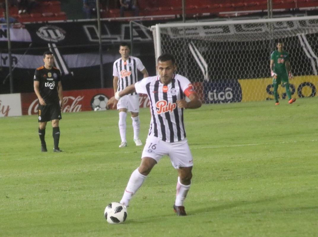 Libertad - terceiro colocado geral no Campeonato Paraguaio (segunda fase)
