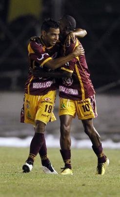 Ao fim do jogo, Medina recebeu a camisa utilizada por Ronaldo em seu ltimo jogo oficial