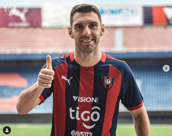 Mauro Boselli, atacante (Cerro Porteño, do Paraguai)