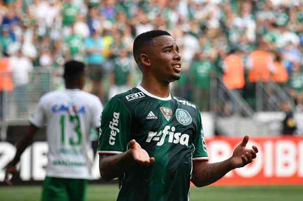 Palmeiras vence Chapecoense no Allianz Parque e conquista nono ttulo brasileiro. Dudu ergueu a taa