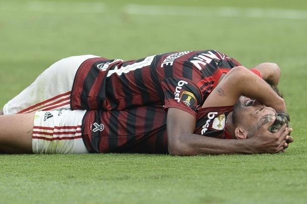 Fotos do jogo entre Flamengo e River Plate